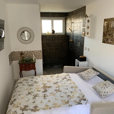 Apartment 31 - Clim - Front De